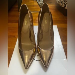 ALDO- Gold Pumps - Size 7
